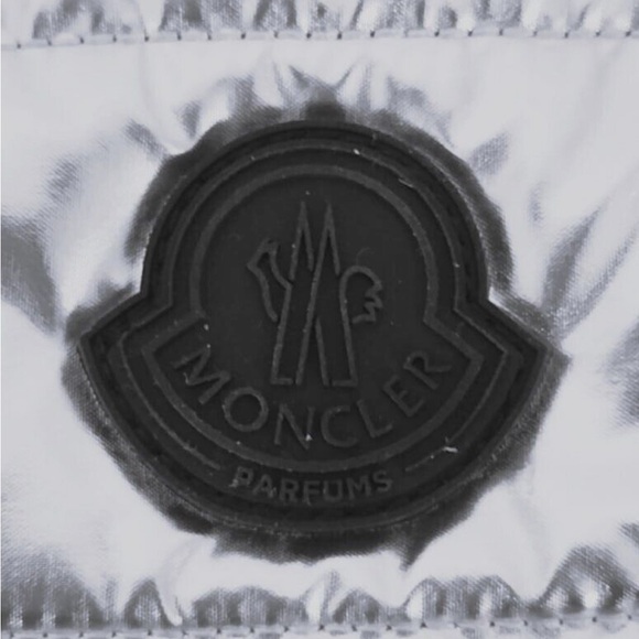 RESERVED Moncler Parfums Quilted Metallic Silver Clutch Pouch Beauty Travel NWT - Picture 4 of 11